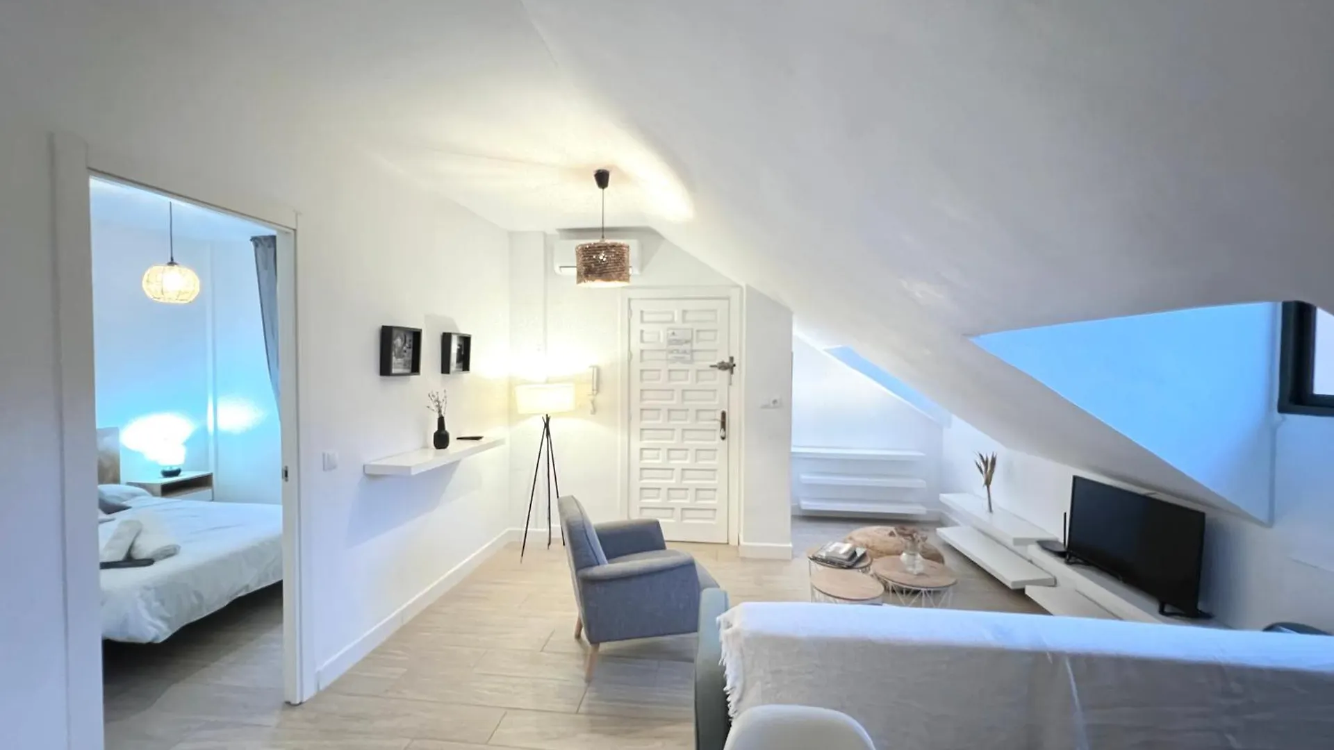 San Isidro City Center & Beach Penthouses Fuengirola 0*,